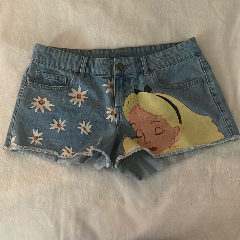 Disney Alice in Wonderland Shorts